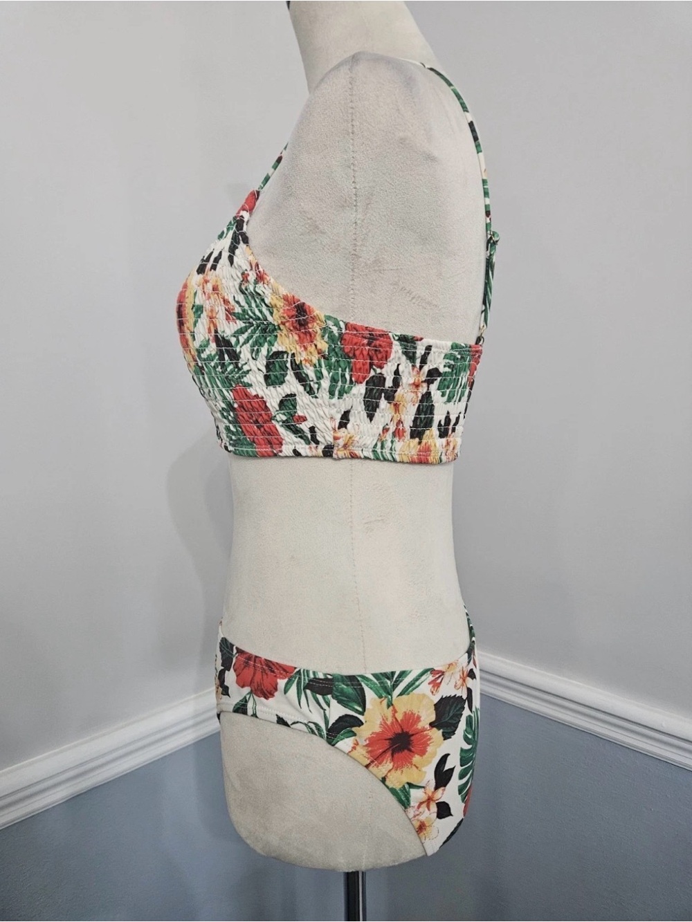 Cabana Del Sol Tropical Floral Smocked Bikini Set - Picture 2 of 7